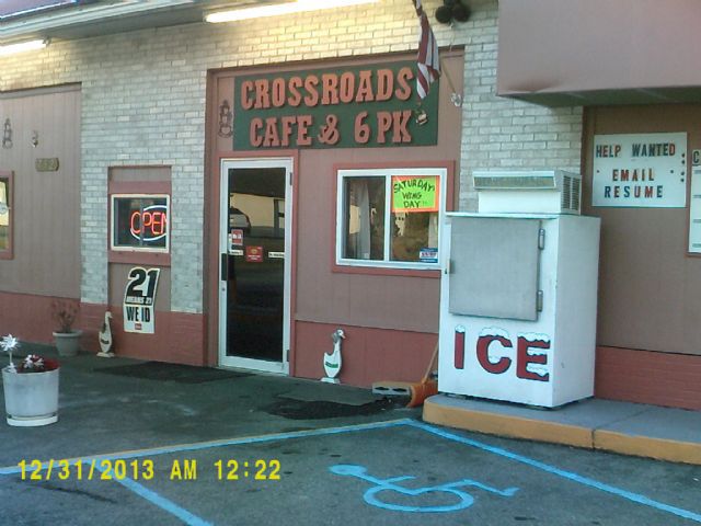 Crossroads Cafe & 6 Pak